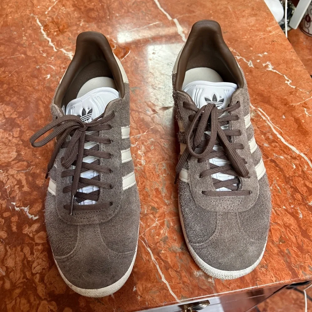 Adidas Gazelle Brown Gray Sneakers Size 11